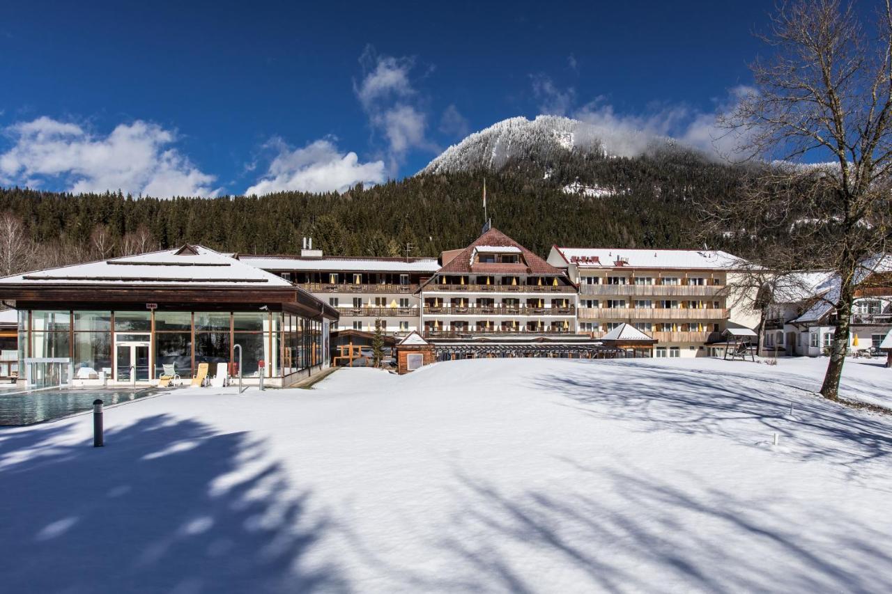Optimamed Gesundheitsresort Weissbriach Gmbh Exterior photo